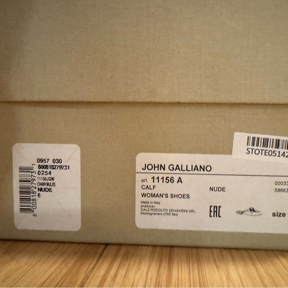 John Galliano Chain Mules, Nude color with newspaper print pattern, Size 36 - Picture 13 of 13